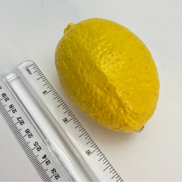 Lemon - Picture 5 of 8